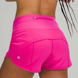 LULULEMON pink Speed Up High-Rise Lined Short. Size 8 - 2.5 inseam